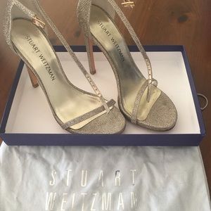 Stuart Weitzman The Nudist Sandal in Platinum